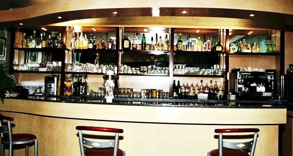 Hotel Restaurant Des Deux Vallees Entraygues-sur-Truyère Εξωτερικό φωτογραφία