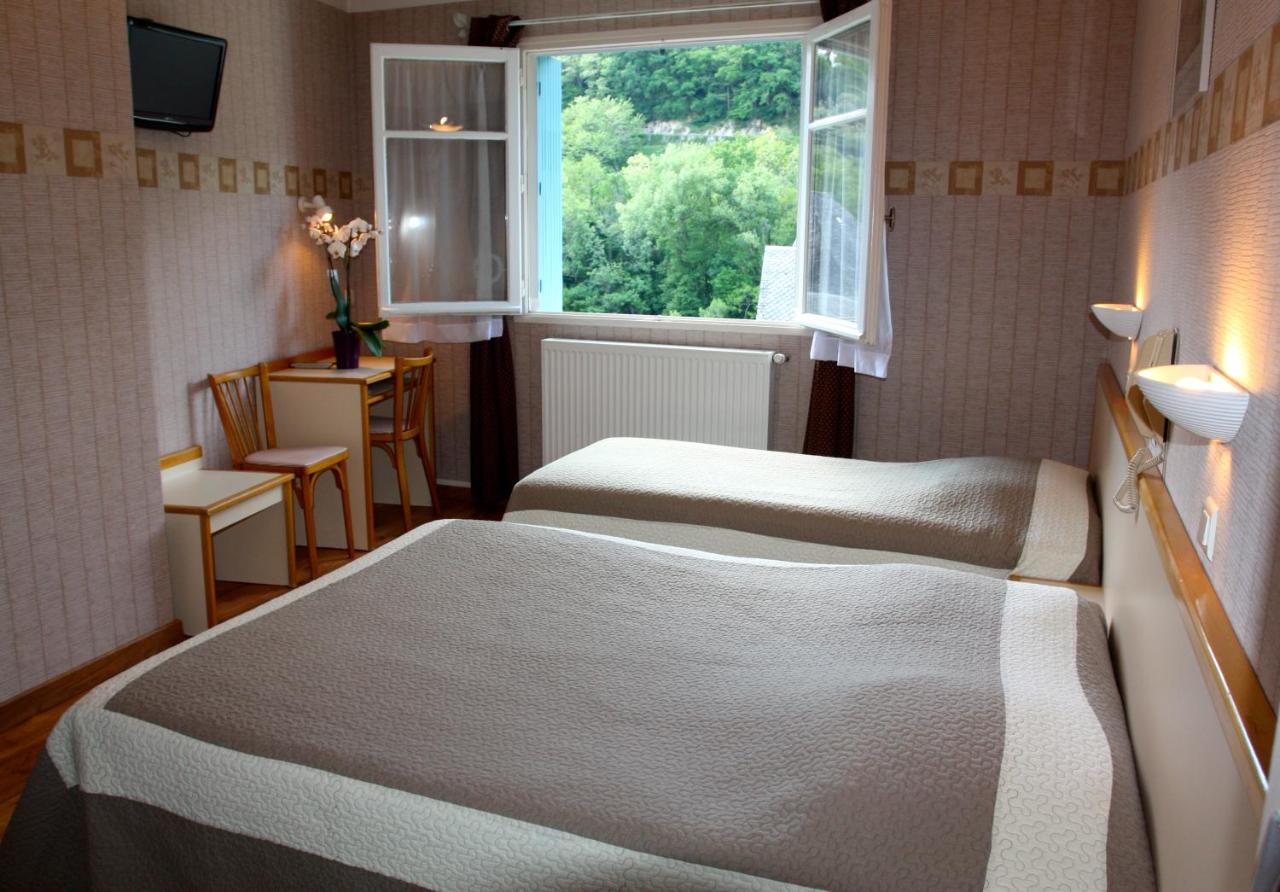 Hotel Restaurant Des Deux Vallees Entraygues-sur-Truyère Δωμάτιο φωτογραφία