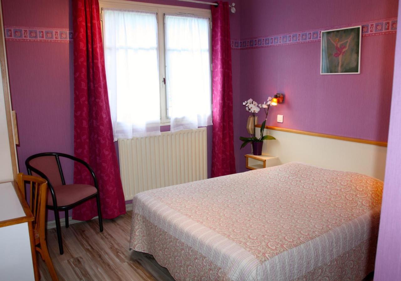 Hotel Restaurant Des Deux Vallees Entraygues-sur-Truyère Εξωτερικό φωτογραφία